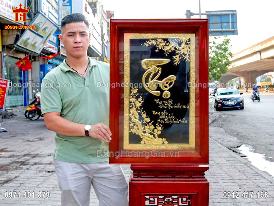 Tranh chữ thọ mạ v&agrave;ng l&agrave; m&oacute;n qu&agrave; tặng mừng thọ &yacute; nghĩa